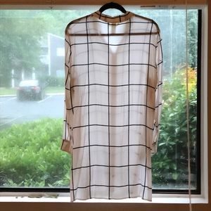 H&M long-sleeve button front tunic